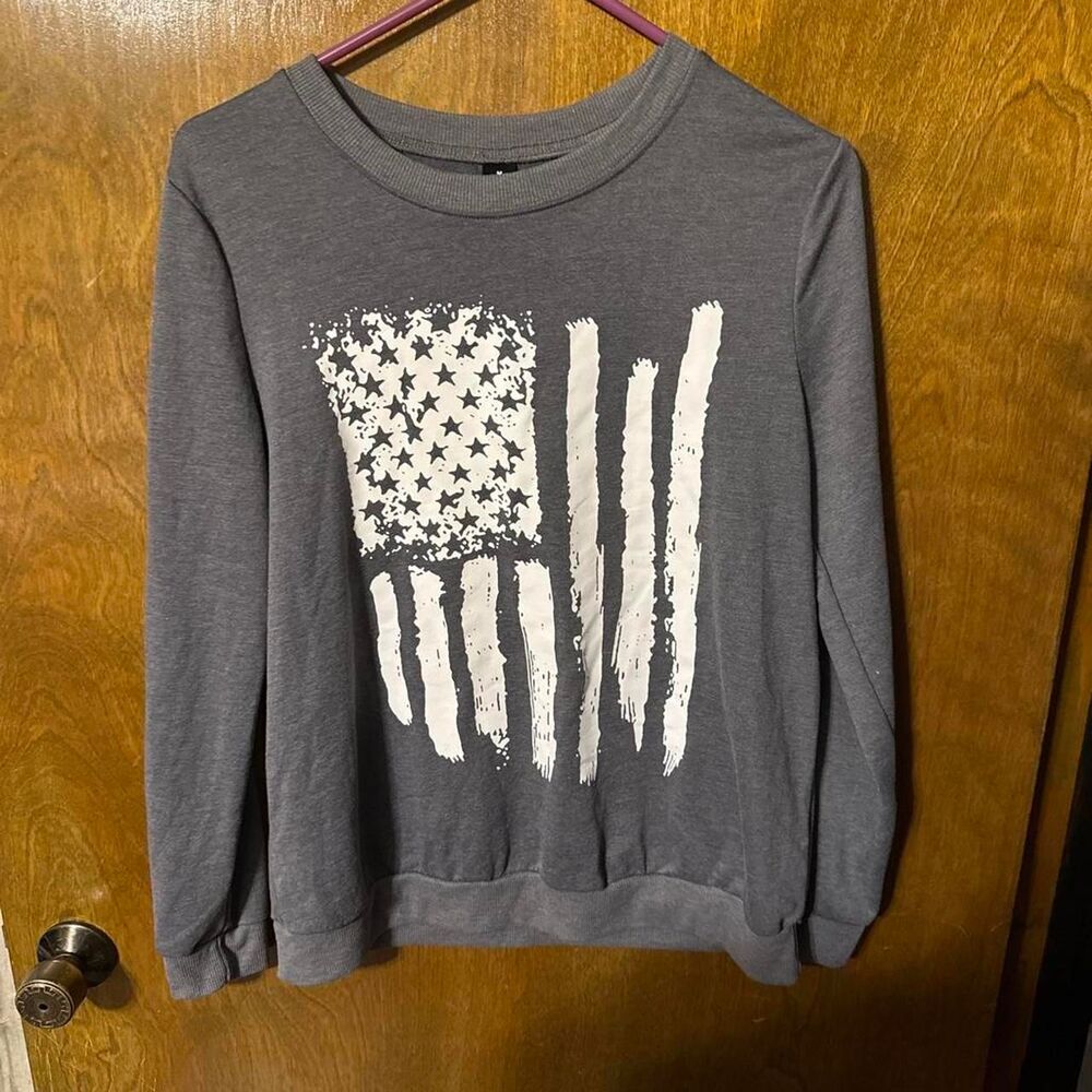 No-brand Women's Grey and Blue Sweatshirt